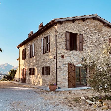 Casale Rancaglia Villa กุบบีโอ ภายนอก รูปภาพ