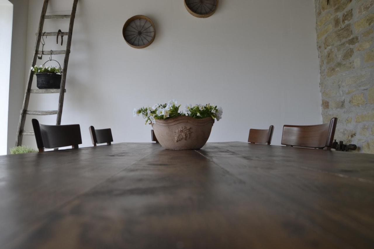 Casale Rancaglia Villa กุบบีโอ ภายนอก รูปภาพ