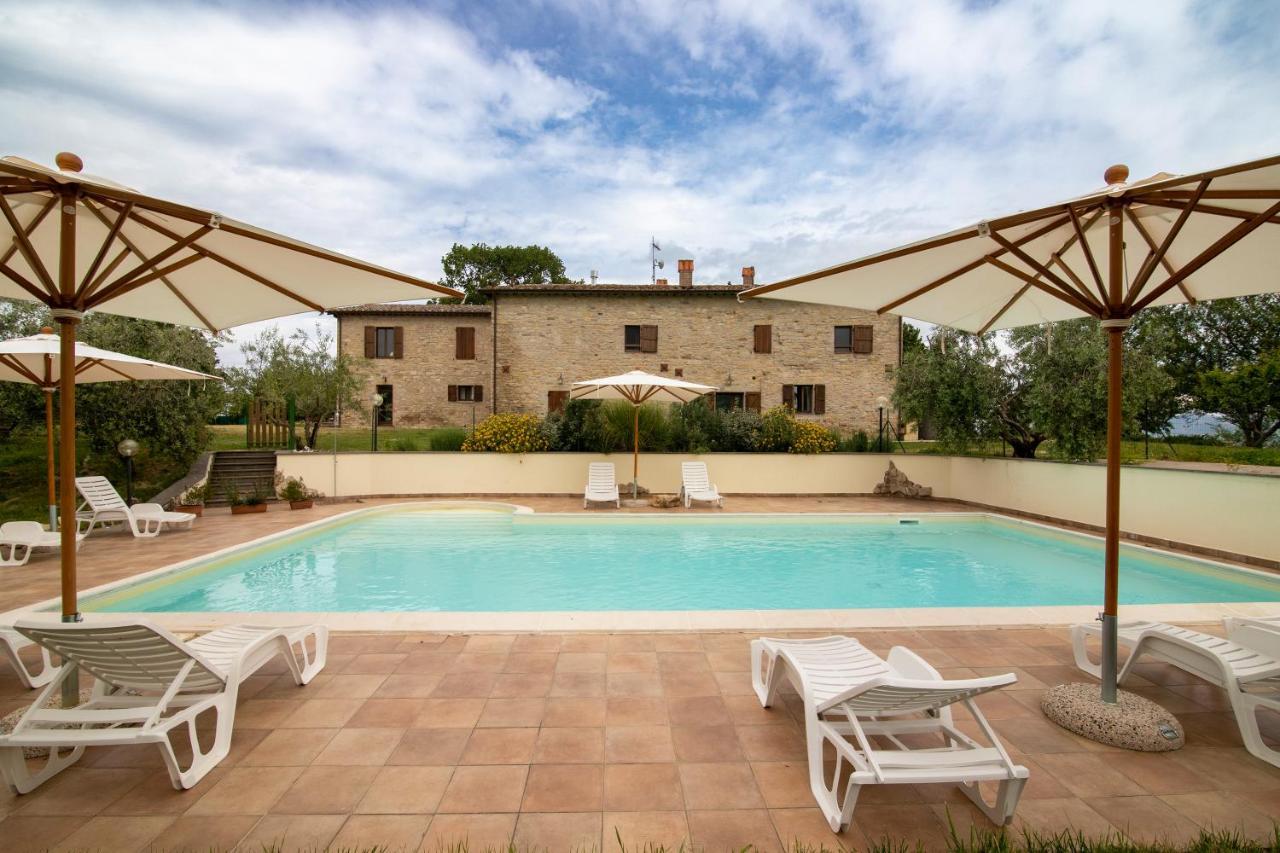 Casale Rancaglia Villa กุบบีโอ ภายนอก รูปภาพ