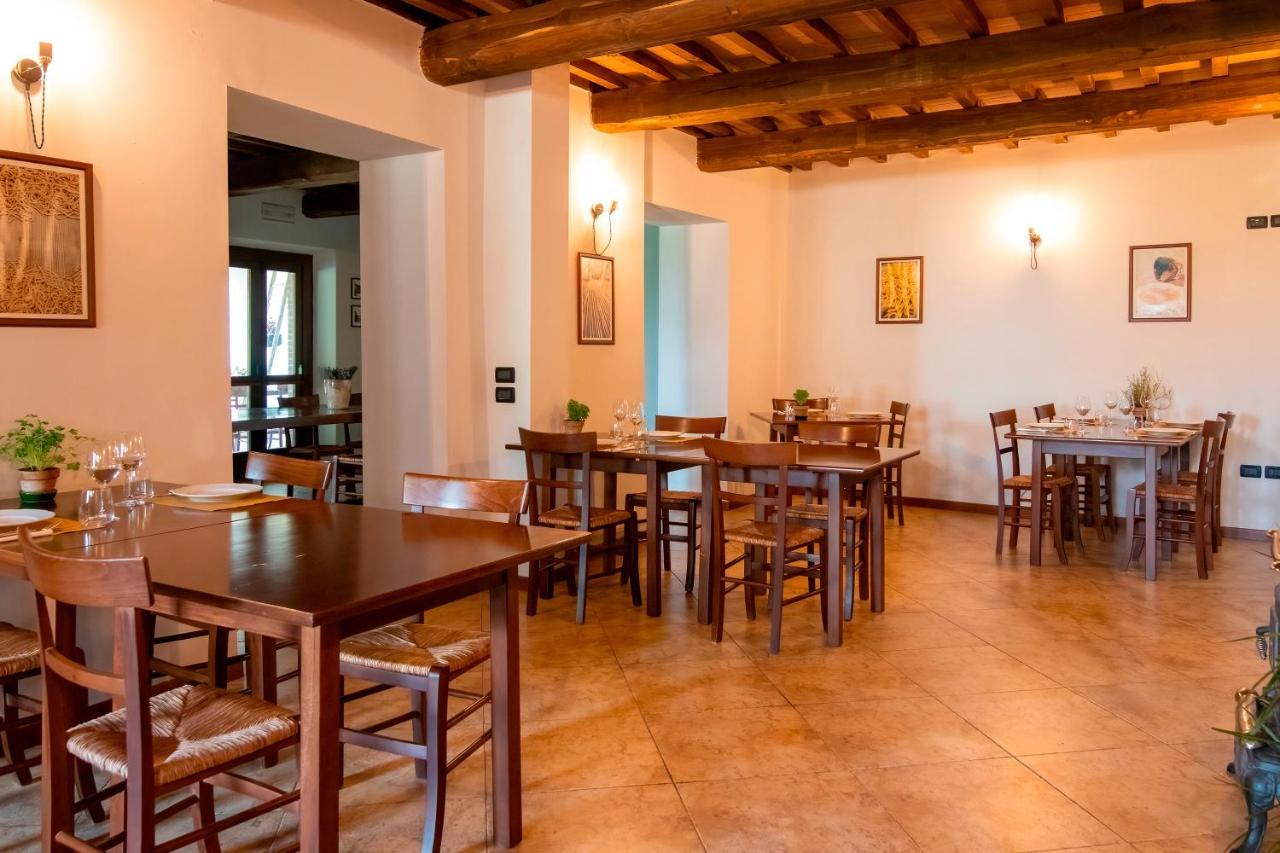 Casale Rancaglia Villa กุบบีโอ ภายนอก รูปภาพ