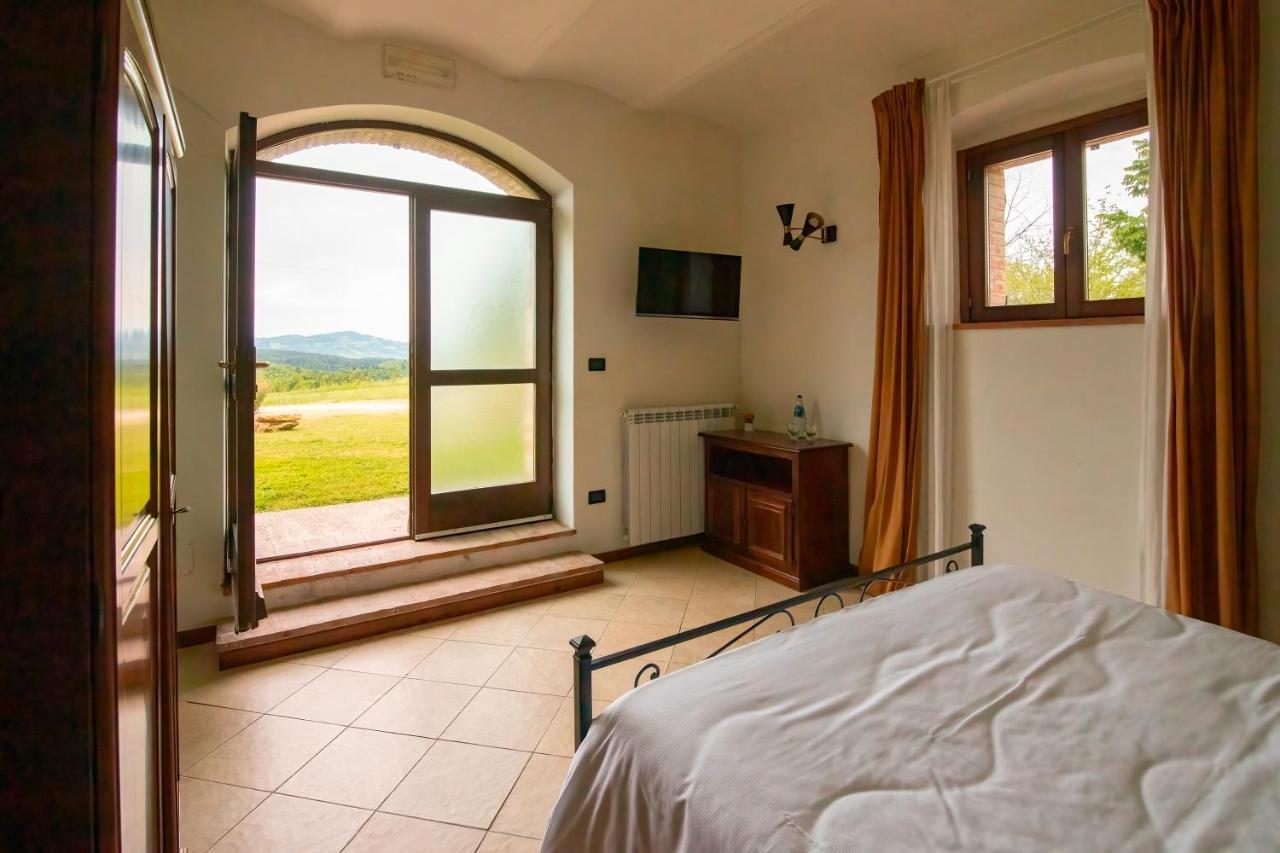 Casale Rancaglia Villa กุบบีโอ ห้อง รูปภาพ
