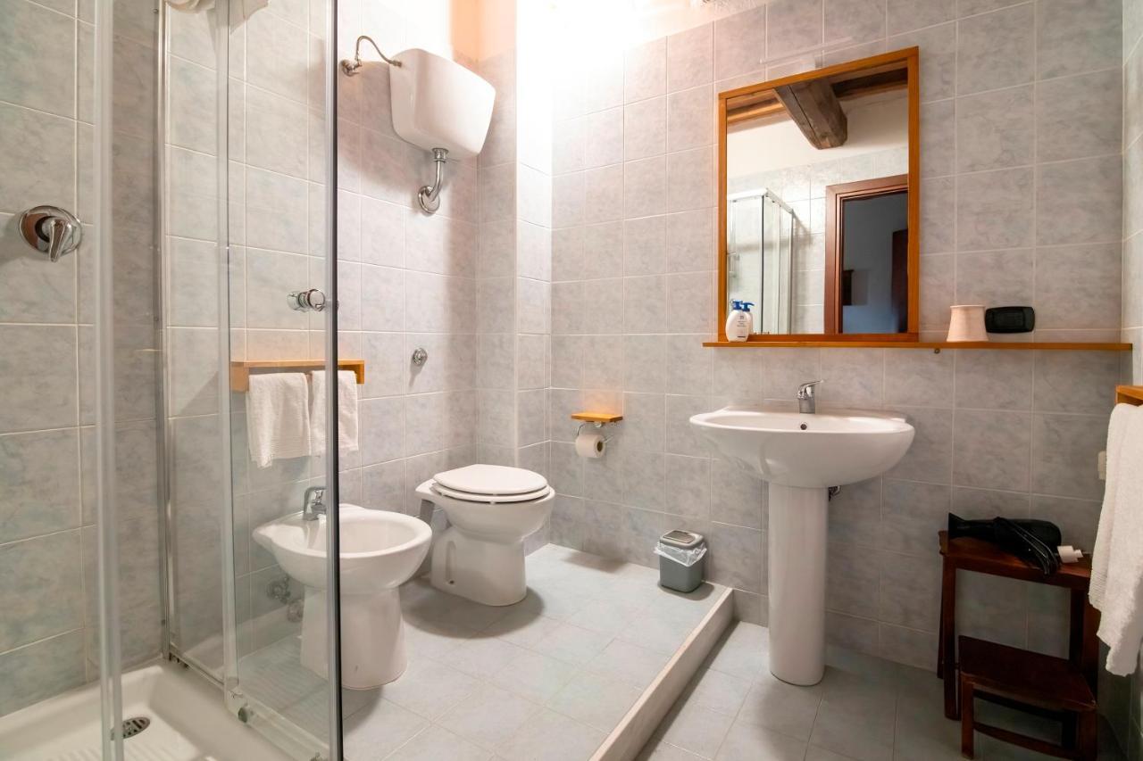 Casale Rancaglia Villa กุบบีโอ ภายนอก รูปภาพ